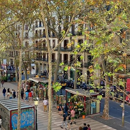 Hostal Parisien Las Ramblas Barcelona Exterior photo